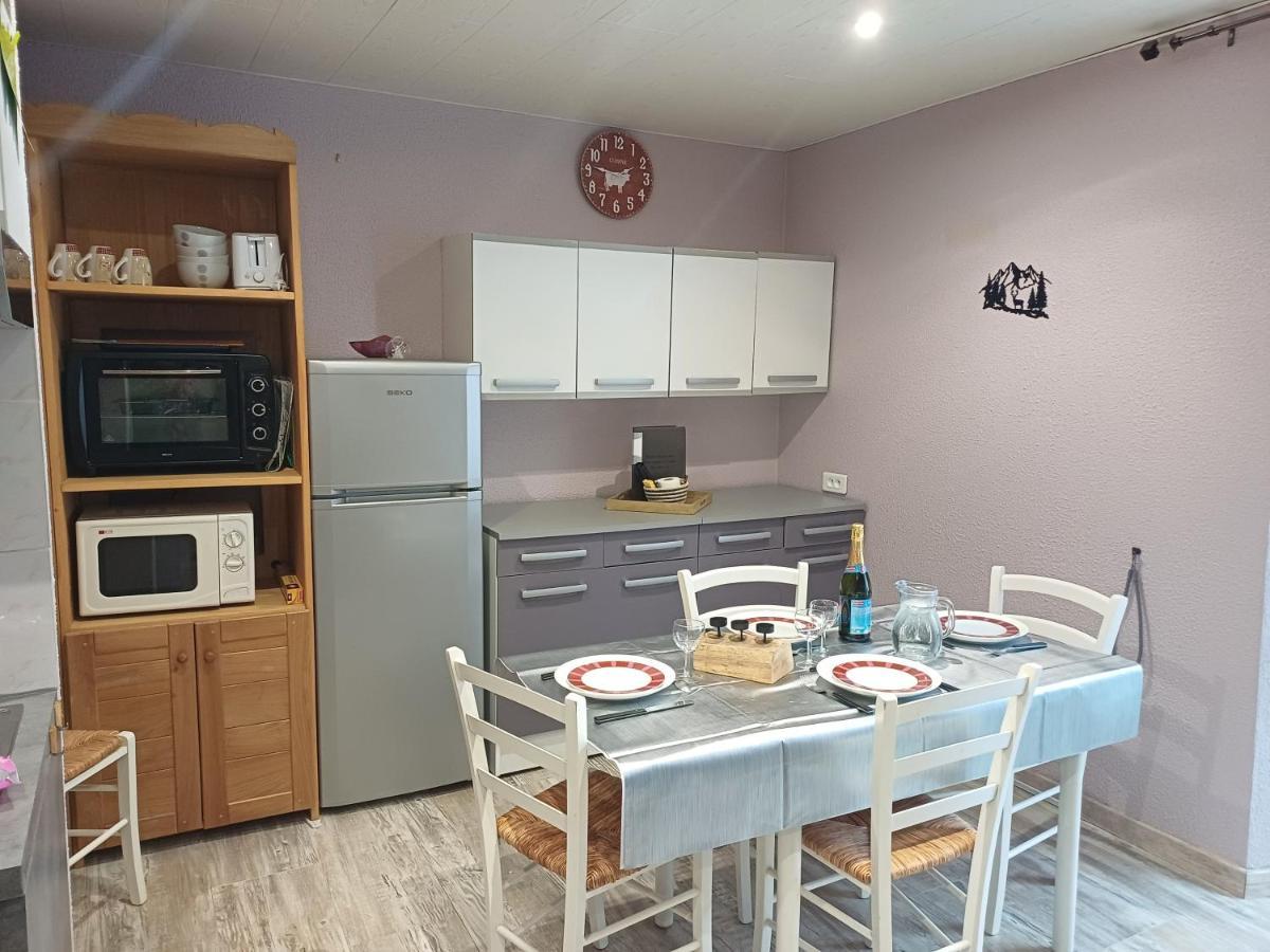 Apartment Entre Montagnes Et Lacs